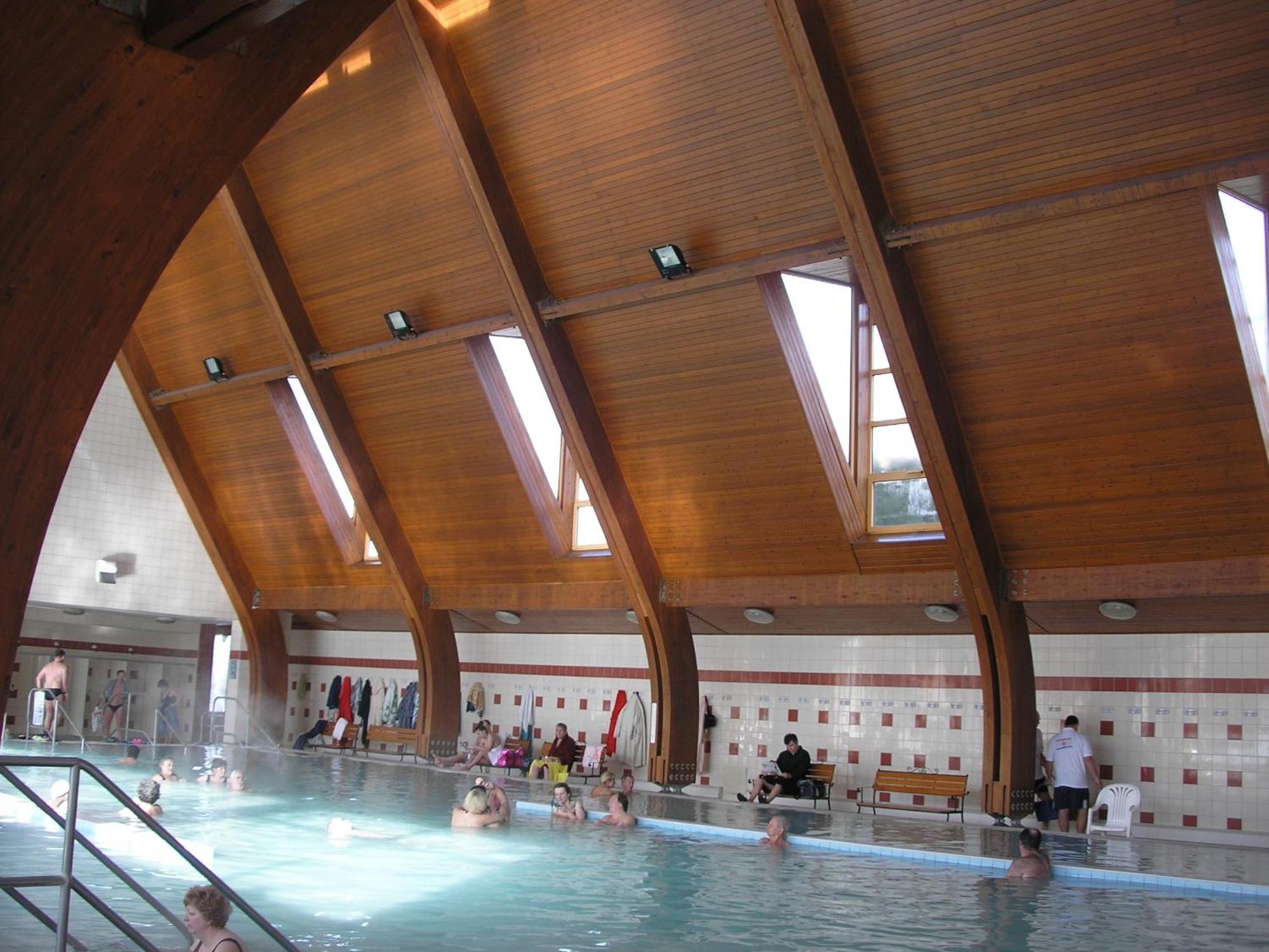 Abigel Vendeghaz Hotel Harkány Екстериор снимка